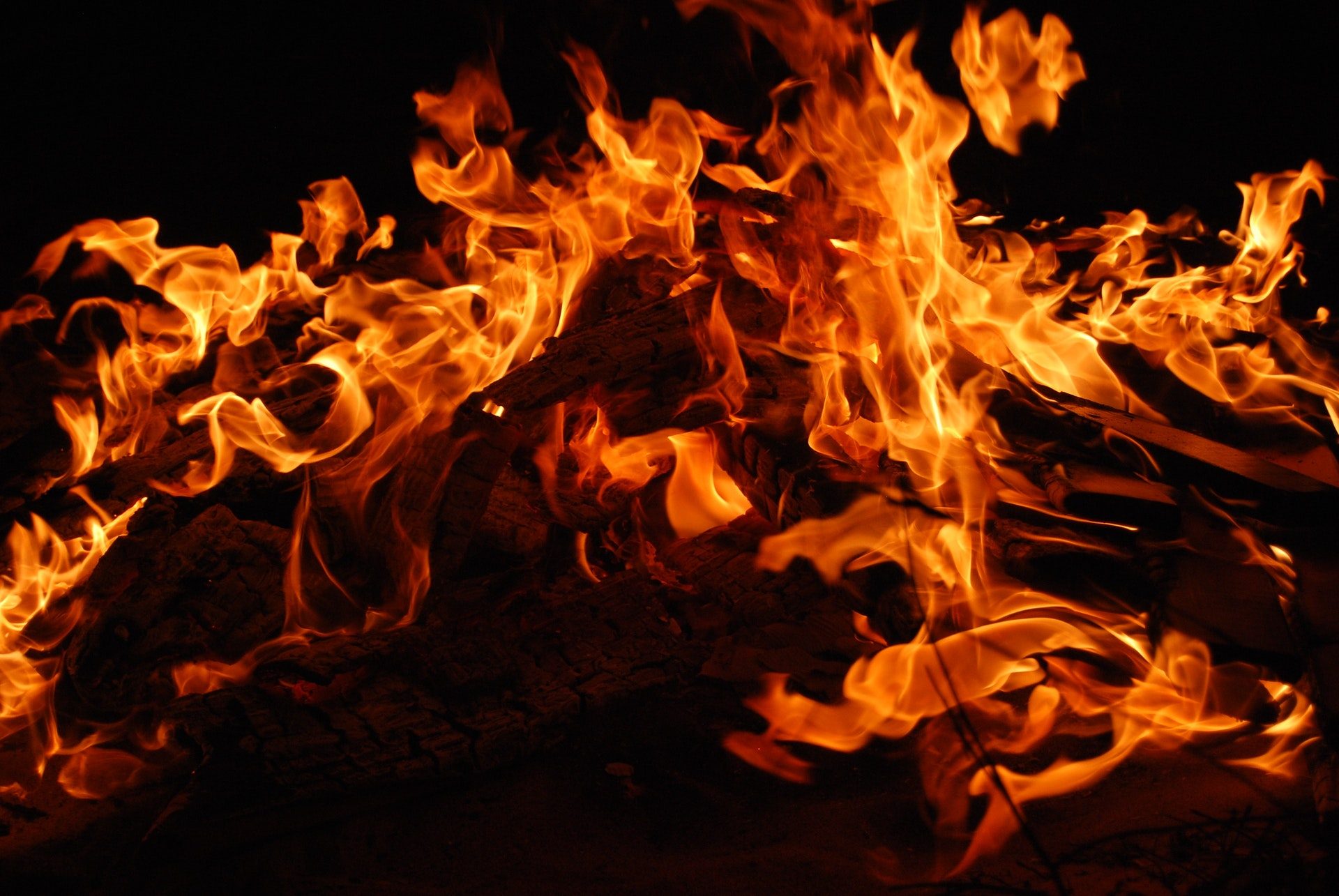 bonfire-burning-campfire-fire-270815